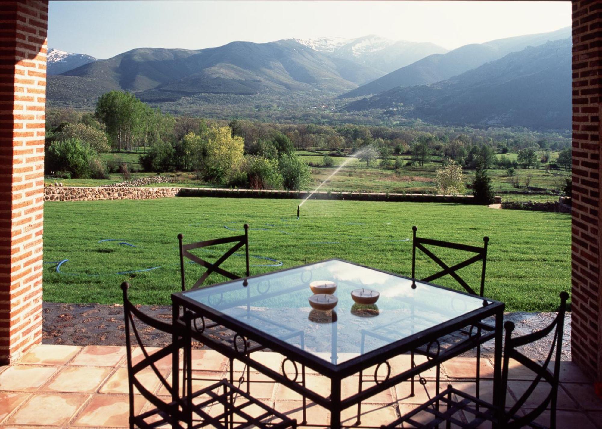 Remanso De Gredos Guest House Navalonguilla Exterior foto
